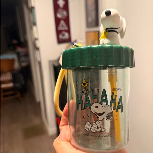 Snoopy Green and Yellow Tumbler - Picture 6 of 7